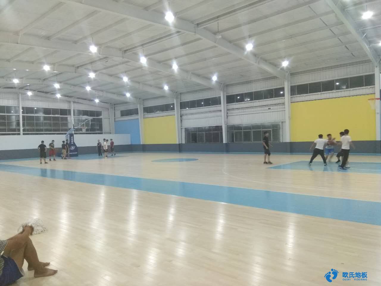 杭州富阳篮球馆运动木地板施工