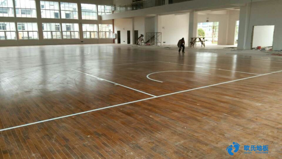 定日篮球运动木地板施工