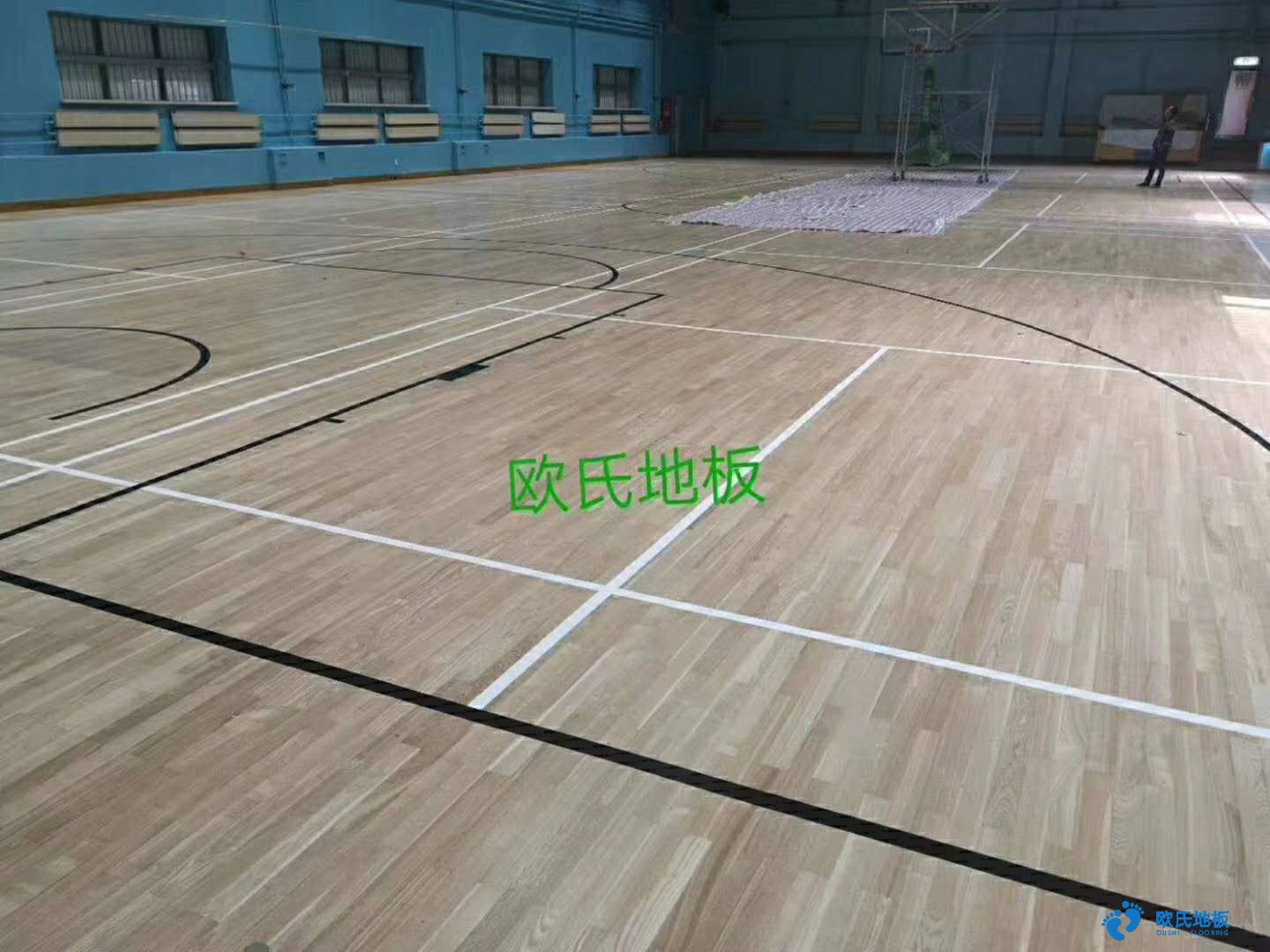 篮球场运动木地板打滑怎么办