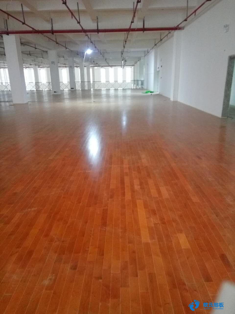 乌海篮球地板如何施工