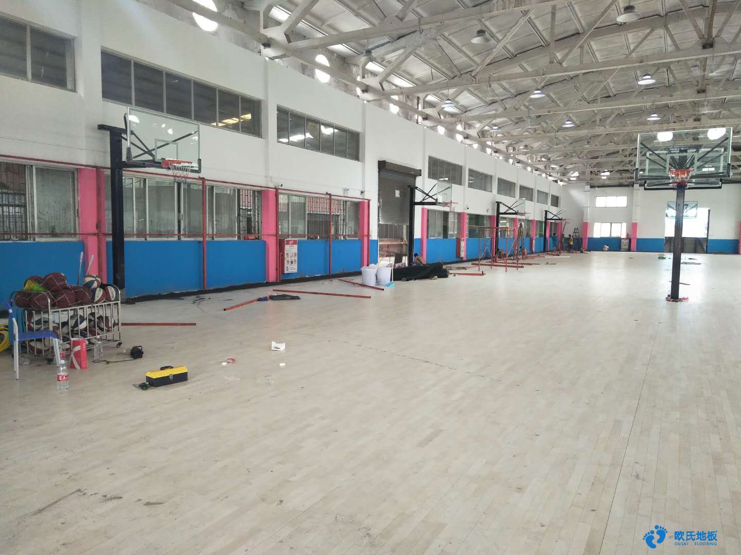 乌海篮球地板如何施工