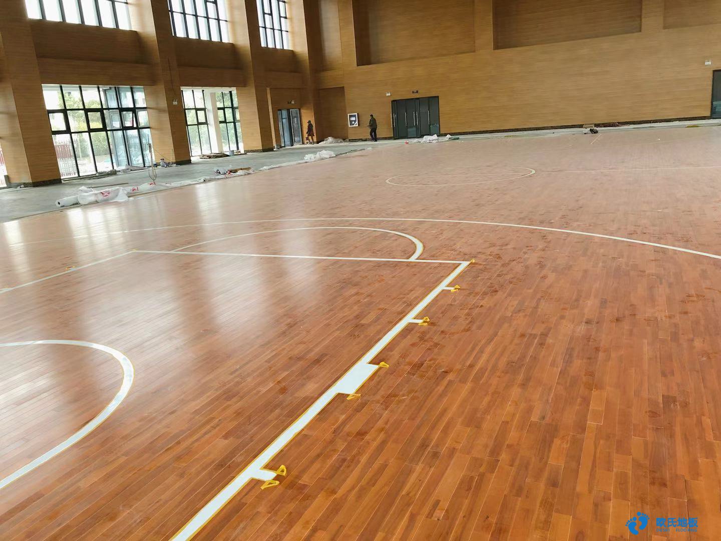 学校体育木地板场地验收标准