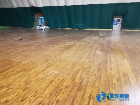 体育场馆木地板厂家电话是多少