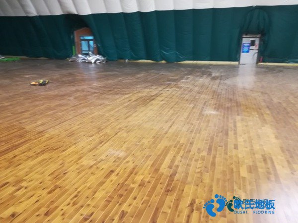 体育场馆木地板厂家电话是多少