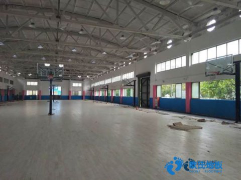 学校篮球场木地板技术要求