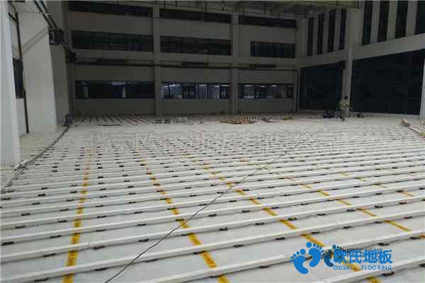 学校篮球场地板施工流程