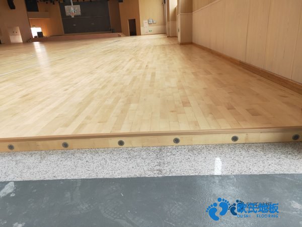 学校运动篮球地板施工步骤