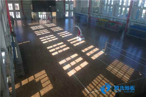 单龙骨篮球馆地板环保