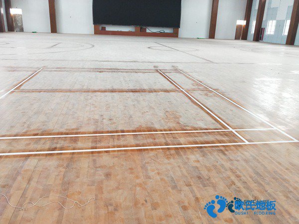 双龙骨篮球场馆木地板维护保养