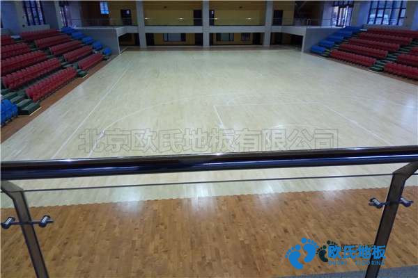 学校篮球场木地板解决方案