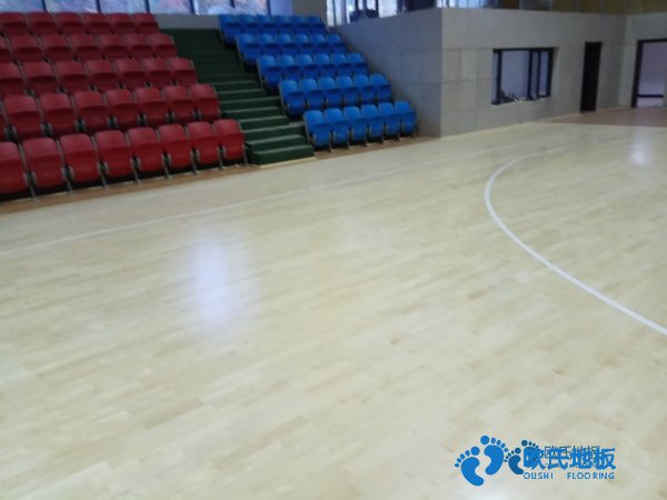 学校篮球场木地板解决方案