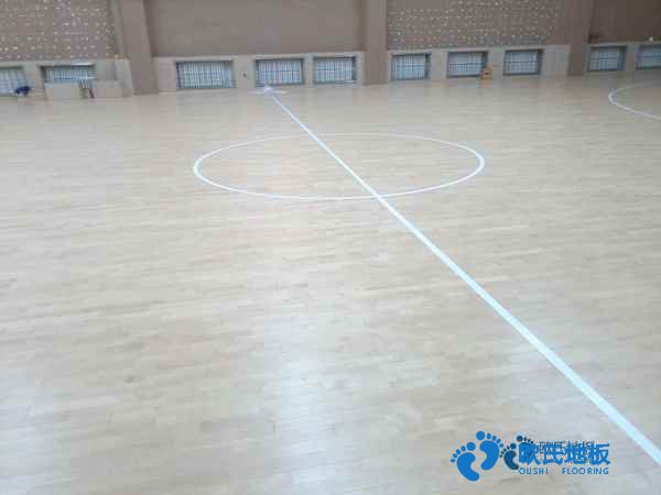 学校运动地板施工队