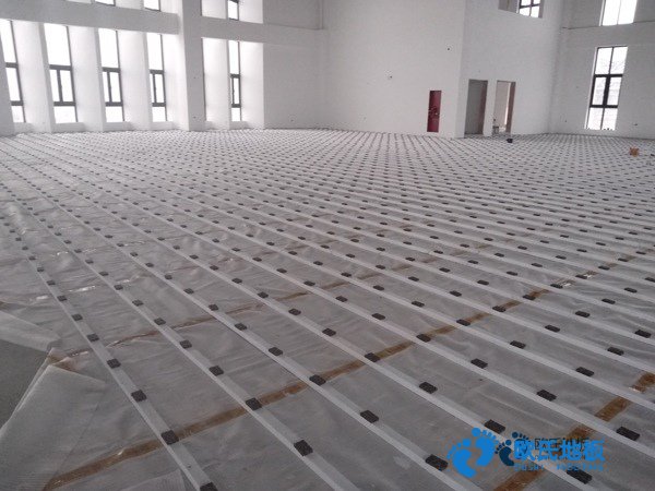 用什么运动木地板的防火