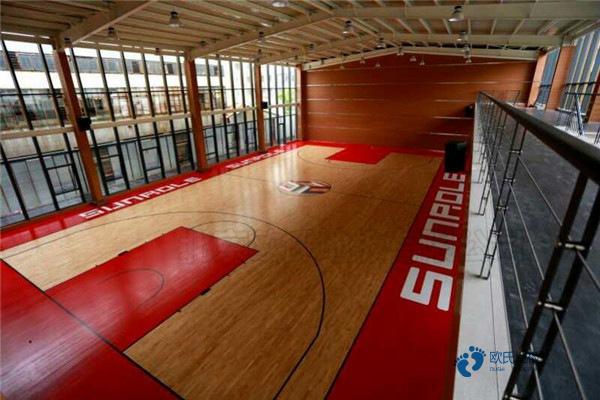 较好的篮球运动木地板地面材质
