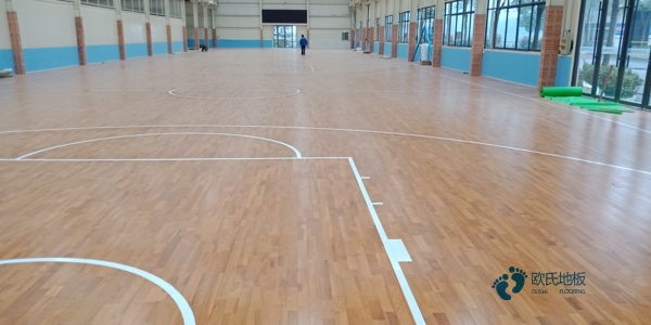 用什么运动木地板回弹值