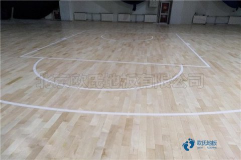 较好的篮球运动木地板结构做法