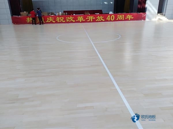 用什么运动木地板能用多少年