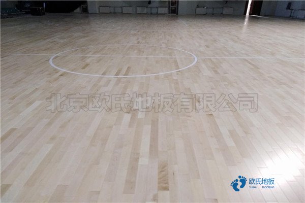 较好的篮球运动木地板结构