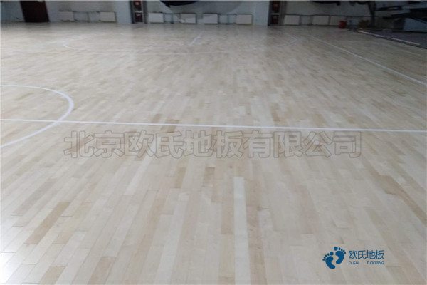 实木体育馆地板材质1