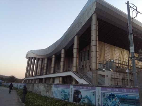 运动体育地板每平方价格3