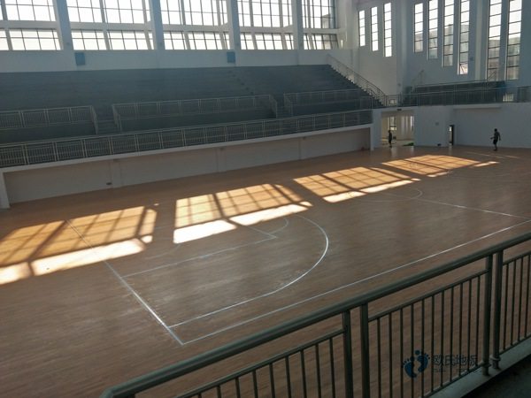 中学篮球场馆木地板施工3