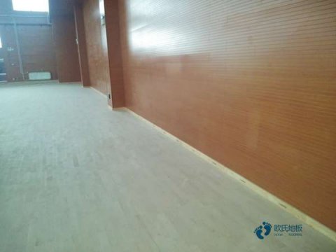 小学体育场地板施工单位