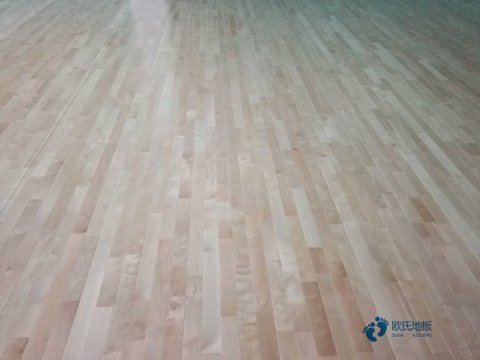 大学运动体育地板施工方案