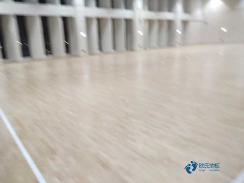 定做运动地板较好的