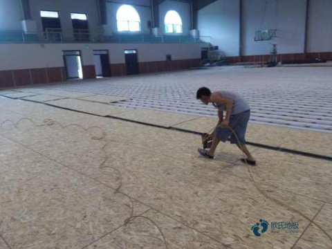 体育场地木地板哪个牌子环保