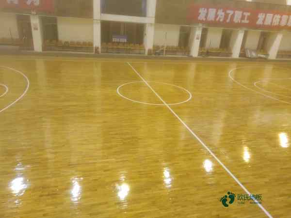 大学篮球场地地板施工方案3