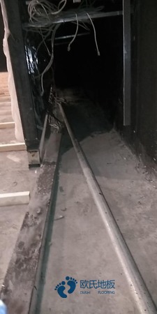 大学运动场地木地板施工流程2