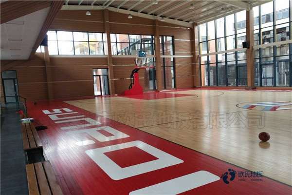 校园体育运动木地板施工3